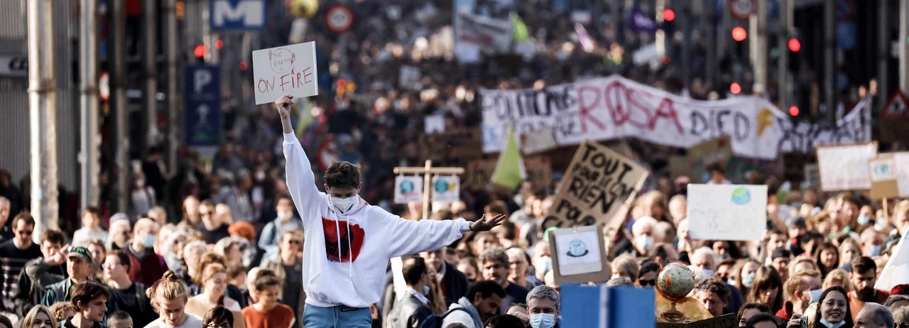 Brussels climate march saw at least 70,000 people take to the streets.