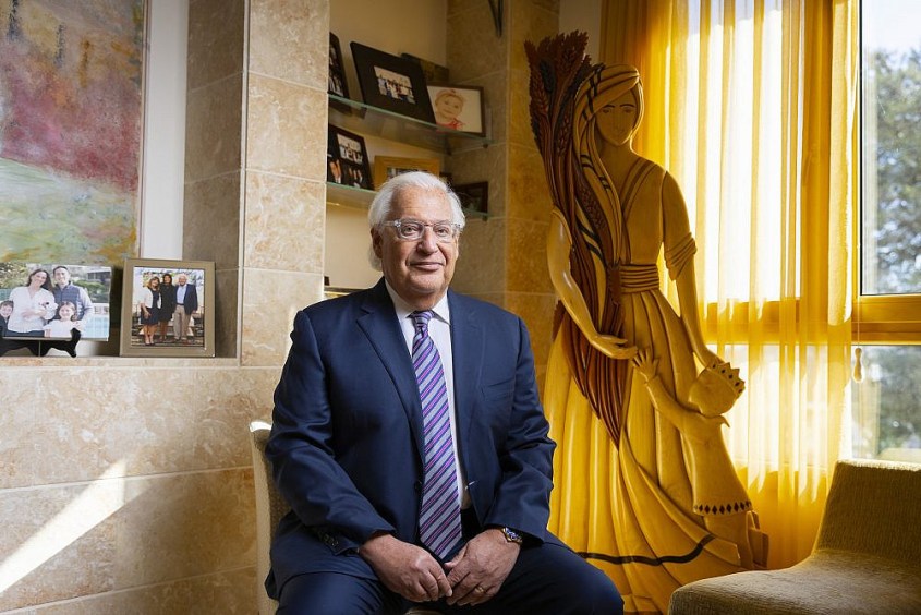 Former U.S. Ambassador to Israel David Friedman poses for a portrait in Jerusalem, November 10, 2021. (Olivier Fitoussi/Flash90) Former U.S. Ambassador to Israel David Friedman poses for a portrait in Jerusalem, November 10, 2021. (Olivier Fitoussi/Flash90)