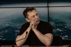 Elon Throws A Tantrum, Bans Journalists For Hurting His Feels