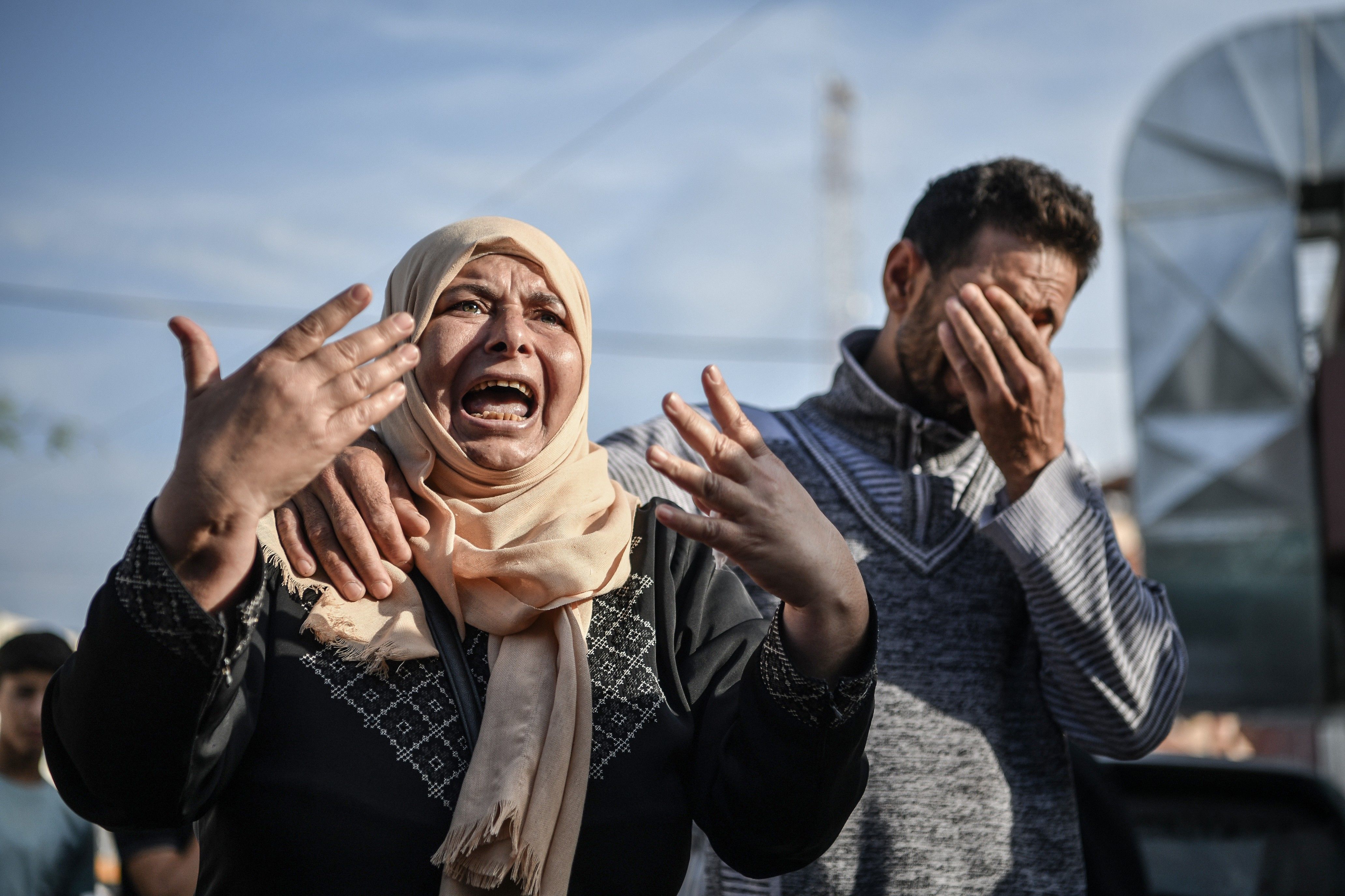 Gazans mourn victims of Israeli airstrikes