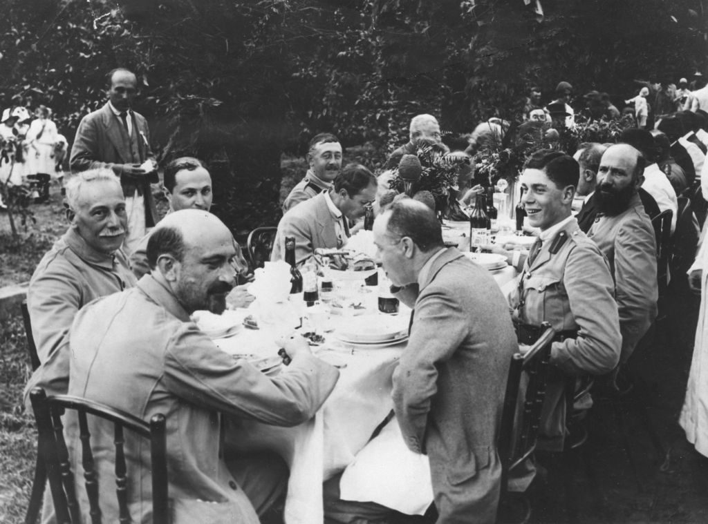 Chaim Weizmann and Lord Montagu of the Zionist Commission, 1917.