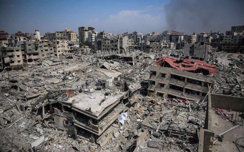 Gaza City, Palestinian Territories. 02nd Apr, 2024. A general view of the destruction in the vicinity of al-Shifa Hospital, following a two-week military operation by the Israeli army in Gaza City. Image: Alamy/Omar Ishaq/dpa/Alamy Live News